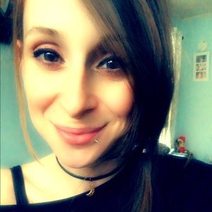 Meet your Posher, Regina